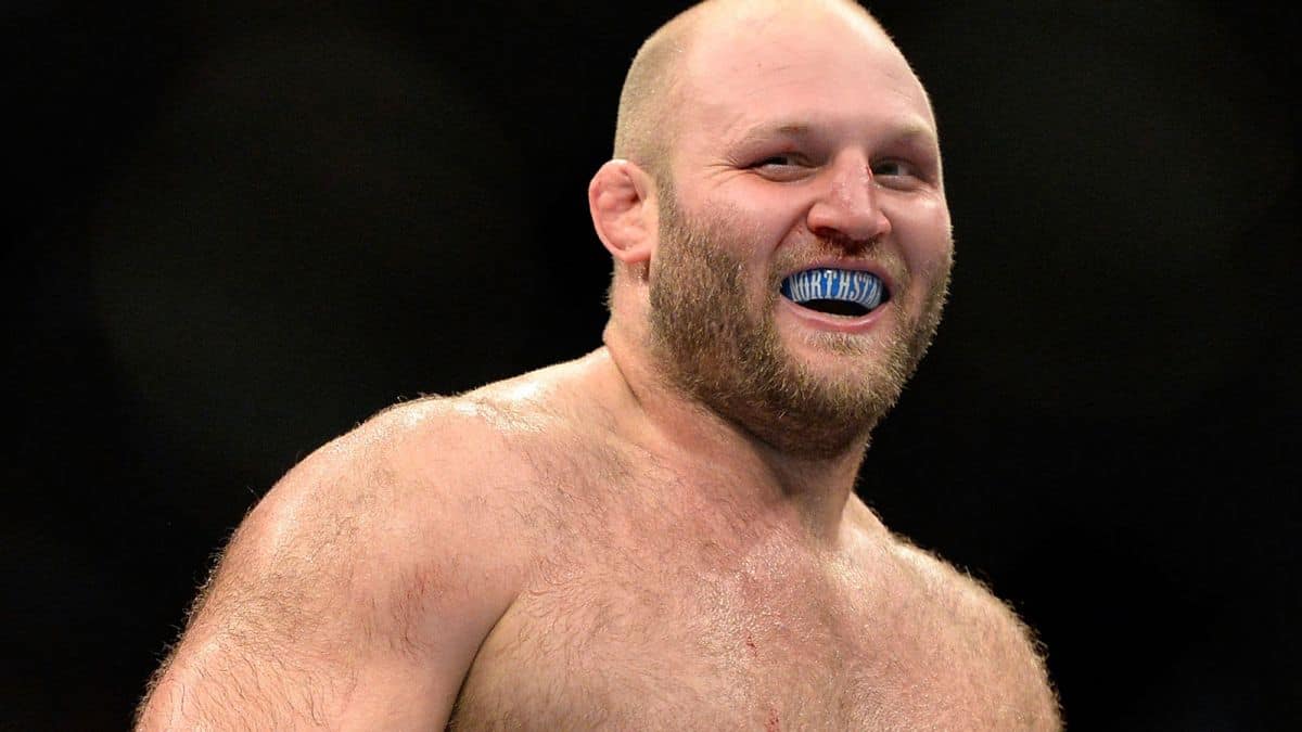 090314-UFC-Ben-Rothwell-celebrates-after-defeating-Brandon-Vera-PI-.vresize.1200.675.high_.14