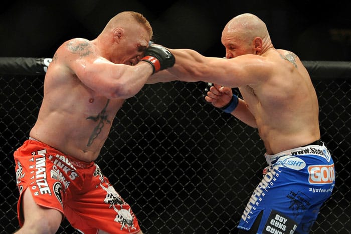 25shane_carwin_v_brock_lesnar