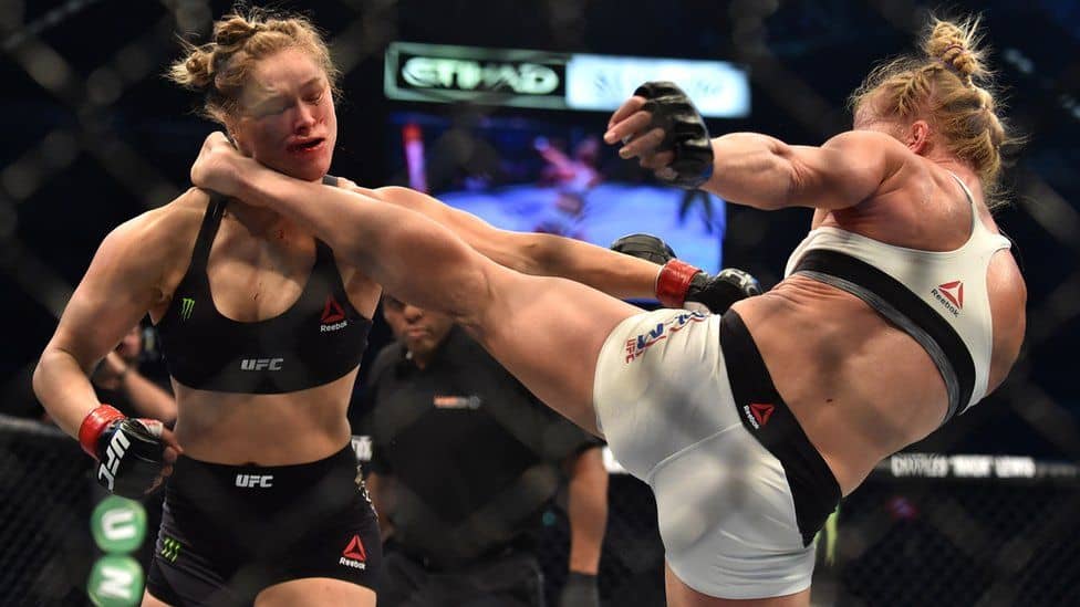 _86694956_afp_rousey1-2