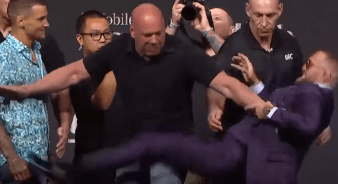 McGregor kicks Poirier