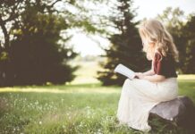 How to Meet Women and Where to Find Like-Minded Souls woman sitting while reading book